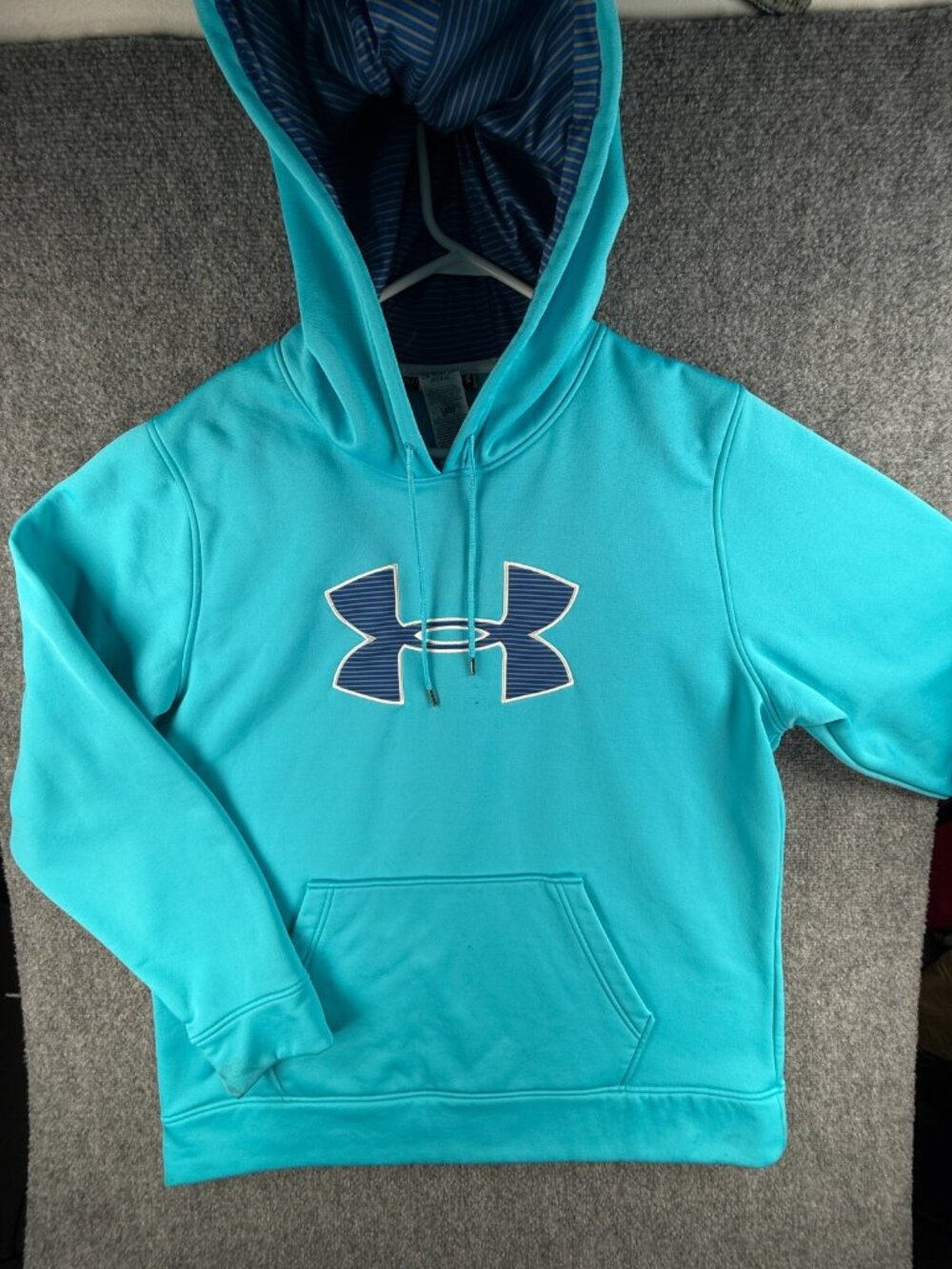 Under Armour Men Cold Gear Light Blue Hoodie Size XL Pullover Hooded Big Logo